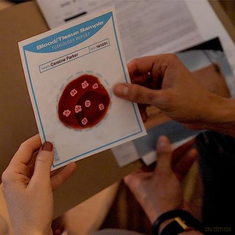 University Games The Night Hunter Murder Mystery Party Game [KSIĄŻKA]