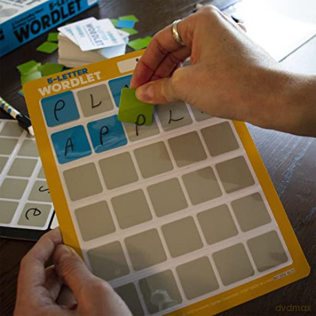 University Games Wordlet Game [KSIĄŻKA]
