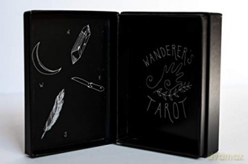 Wanderer's Tarot: 78 Cards and Fold-out Guide - Casey Zabala [KSIĄŻKA]
