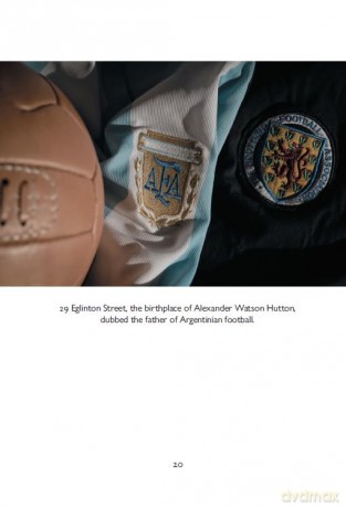 We Are Scottish Football - 'A must read for any fan of football, history, poetry and Scotland' IAN MAXWELL, CEO SFA - Julie McNeill [KSIĄŻKA]
