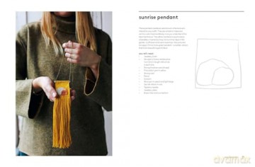Weaving: A Modern Guide to Creating 17 Woven Accessories for your Handmade Home (By Hand) - Mary Maddocks [KSIĄŻKA]