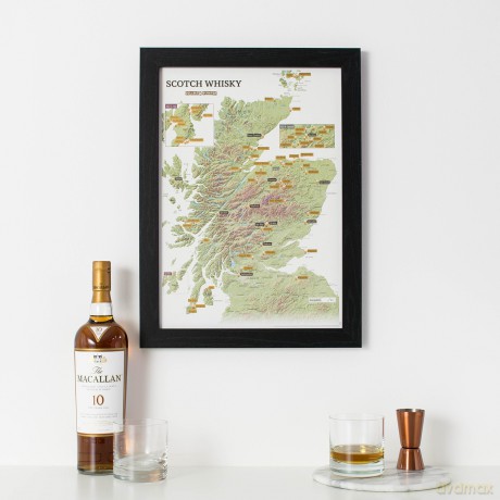 Whisky Distilleries Collect and Scratch Print - Poster for Scotch lovers - 29.7 (w) x 42.0 (h) cm - Maps International [KSIĄŻKA]