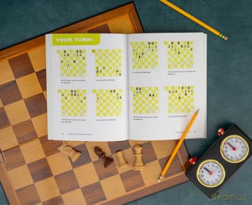 Winning Chess Exercises for Kids: Tactics and Strategies to Outsmart Your Opponent - Viktoria Ni [KSIĄŻKA]