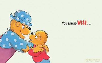 World's Wisest Mama Bear (Berenstain Bears): For a Bear-y Special Mom (Berenstain Bears World's Best Books) - Michael Berenstain [KSIĄŻKA]