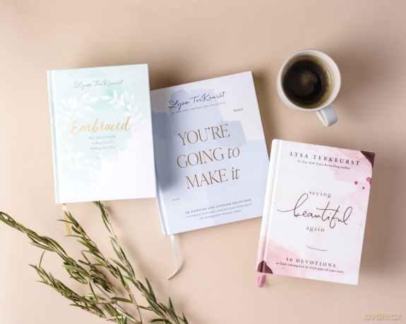 You're Going to Make It: 50 Morning and Evening Devotions to Unrush Your Mind, Uncomplicate Your Heart, and Experience Healing Today - Lysa TerKeurst [KSIĄŻKA]