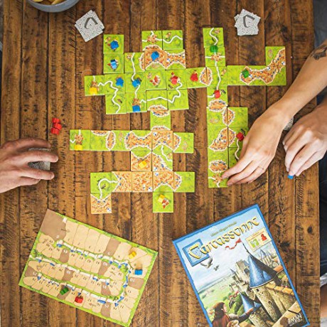 Z-Man Games | Carcassonne | Board Game | Ages 7+ | 2-5 Players | 45 Minutes Playing Time [KSIĄŻKA]