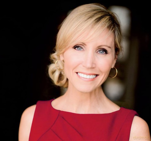 Become the Real Deal: The Proven Path to Influence and Executive Presence - Connie Dieken [KSIĄŻKA]