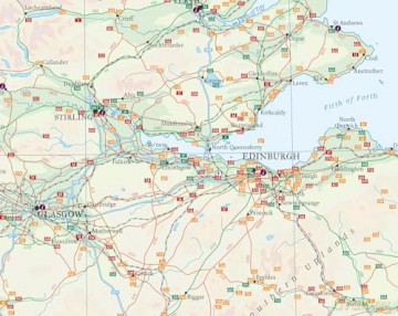 Castles Map of Scotland: Explore Scotland's ancient monuments (Collins Pictorial Maps) - Chris Tabraham [KSIĄŻKA]
