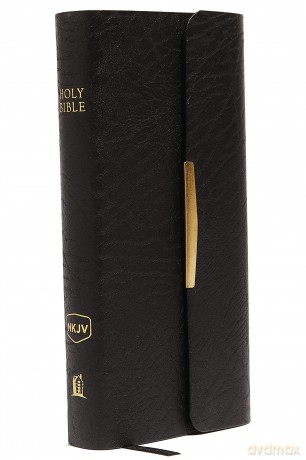Classic Checkbook Bible-NKJV-Snap Flap: New King James Classic Companion Slimline Bible: Holy Bible, New King James Version [KSIĄŻKA]