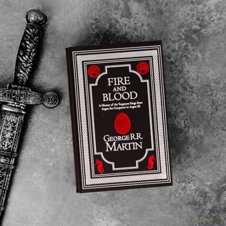 Fire and Blood Collector's Edition: The inspiration for HBO Original and Sky TV series HOUSE OF THE DRAGON from the internationally bestselling creator of GAME OF THRONES (A Song of Ice and Fire) - George Rr Martin [KSIĄŻKA]