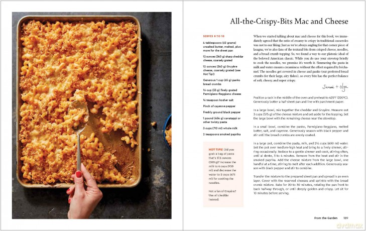 Hot Sheet: Sweet and Savory Sheet Pan Recipes for Every Day and Celebrations - Massov Olga [KSIĄŻKA]