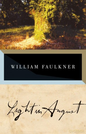 Light in August: The Corrected Text (Vintage International) - William Faulkner [KSIĄŻKA]