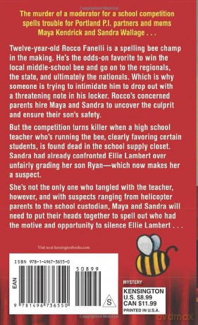 Murder at the Spelling Bee (A Maya and Sandra Mystery) - Lee Hollis [KSIĄŻKA]