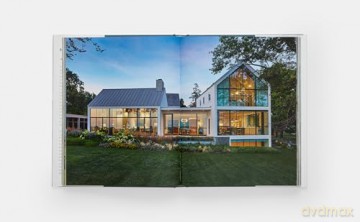 New England Coastal: Homes That Tell a Story - Hutker Mark [KSIĄŻKA]