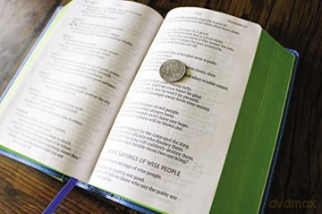 NIrV, Giant Print Compact Bible for Boys, Leathersoft, Blue, Comfort Print: New International Reader's Version, Blue, Leathersoft, Giant Print Compact Bible for Boys, Comfort Print [KSIĄŻKA]