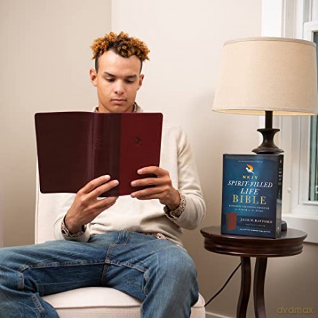 NKJV, Spirit-Filled Life Bible, Third Edition, Genuine Leather, Black, Thumb Indexed, Red Letter, Comfort Print: Kingdom Equipping Through the Power of the Word - Jack Hayford [KSIĄŻKA]