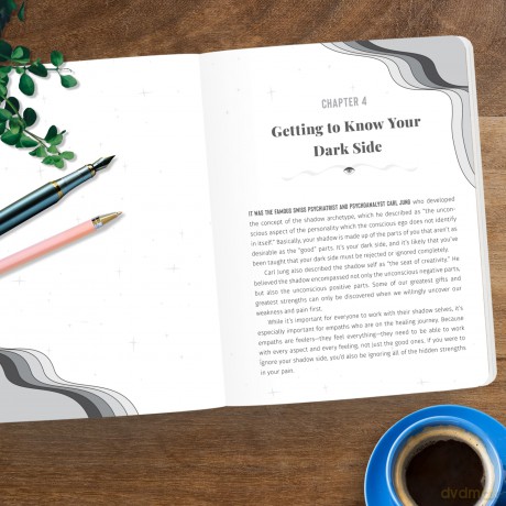The Empath's Guided Journal: Your Space to Soothe Emotional Overwhelm, Explore Your Shadow Self, and Find Balance in Relationships - Ora North [KSIĄŻKA]