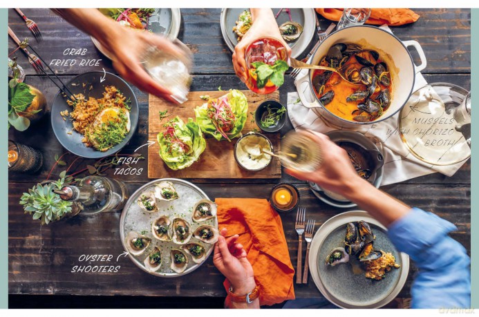 The Kitchen Cookbook: Cooking for Your Community [KSIĄŻKA]