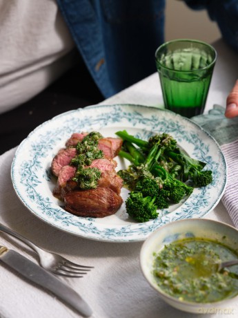 Tom Kerridge Cooks Britain - Tom Kerridge [KSIĄŻKA]
