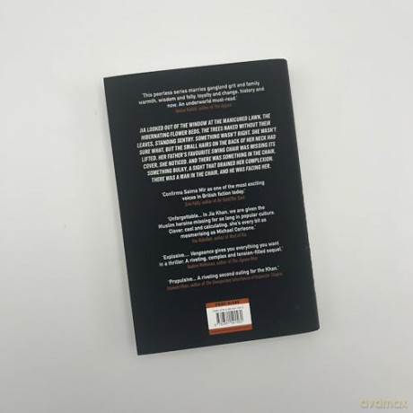 Vengeance: 'Unputdownable.' Erin Kelly: The Khan 2 - Saima Mir [KSIĄŻKA]