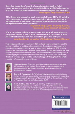 Working with Relational Trauma in Children's Residential Care: A Guide to Using Dyadic Developmental Practice (Guides to Working with Relational Trauma Using DDP) - Kim Golding [KSIĄŻKA]