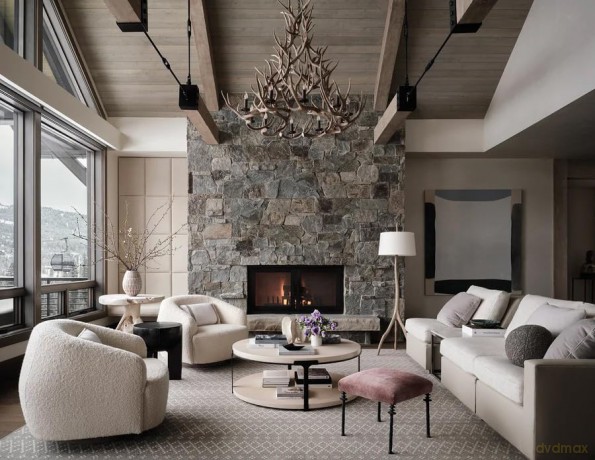 World's Best: 50 Interiors from Around the Globe [KSIĄŻKA]