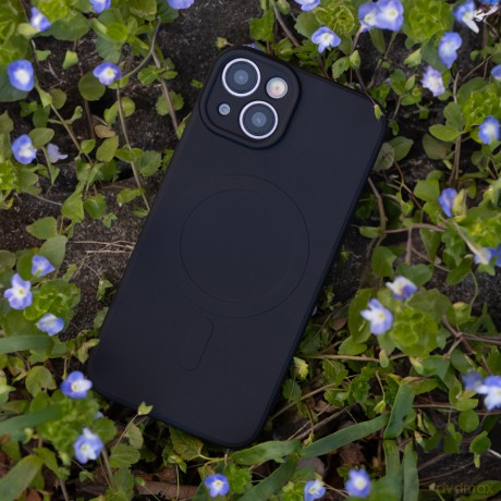 Nakładka Simple Color Mag do iPhone 11 czarna