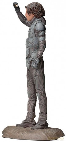Dune 2021 Paul Atreides figurine (high: 23 cm) / figurka Paul Atreides Dune 2021 (wysokość: 23 cm)