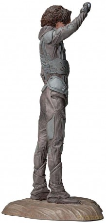 Dune 2021 Paul Atreides figurine (high: 23 cm) / figurka Paul Atreides Dune 2021 (wysokość: 23 cm)