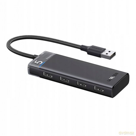 HUB Ugreen CM653 z 4 portami USB-A i kablem zasilającym USB-A - czarny