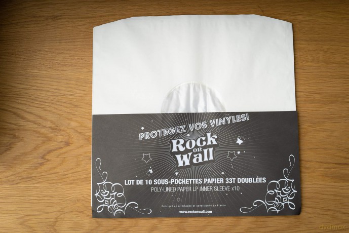 Music Protection: 10 X Lp 12 Inch Paper Inner Sleeve Antistatic Edged Incl Center Hole - White - Rock On Wall [CD]
