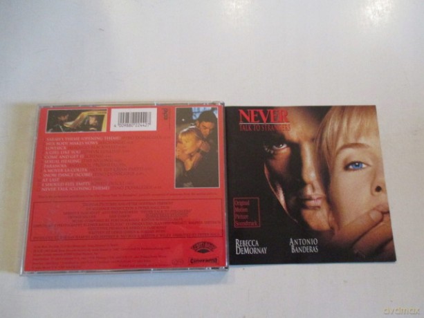 Never Talk To Strangers - soundtrack [CD]