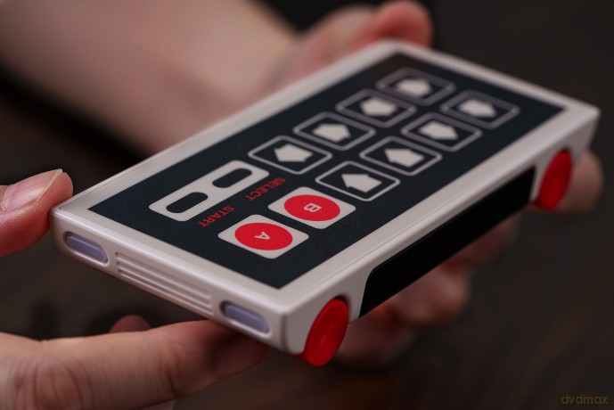 8BitDo N30 Wireless Mobile Charger