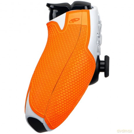 Lizard Skins DSP Controller Grip for PlayStation 5 - Tangerine