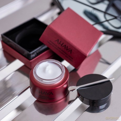 AHAVA Advanced Deep Wrinkle Cream - Anti-Aging Gesichtscreme für Frauen und Männer - Reduziert Falten und feine Linien - 50ml
