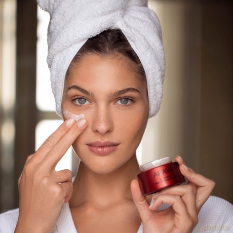 AHAVA Advanced Deep Wrinkle Cream - Anti-Aging Gesichtscreme für Frauen und Männer - Reduziert Falten und feine Linien - 50ml