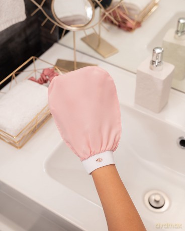 COCOSOLIS PREMIUM Deep Exfoliating Mitt Peeling-Handschuh aus Seide. Zum Vorbereiten und Entfernen von Selbstbräunern geeignet.