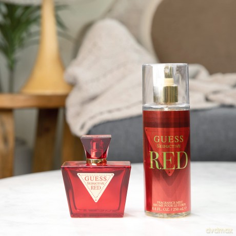 Guess Guess Seductive Red For Women 4 PC Gift Set 2.5oz EDT Spray, 3.4oz Body Lotion, 0.5oz Travel EDT Spray, Pouch