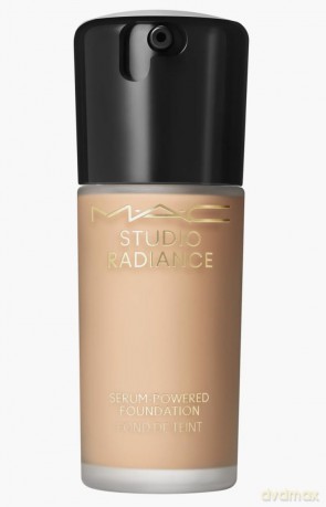 Hydrating make-up Studio Radiance Serum Powered Foundation 30 ml - Shade: NW18