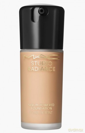 Hydrating make-up Studio Radiance Serum Powered Foundation 30 ml - Shade: NW22
