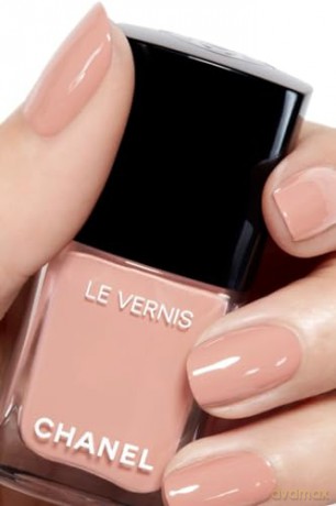 Le Vernis Nail Colour 113 FAUSSAIRE