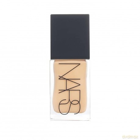 LIGHT REFLECTING FOUNDATION - Shade: Fiji