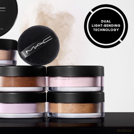 Loose powder Studio Fix Pro Set + Blur Weightless Loose Powder 6.5 g - Shade: Light