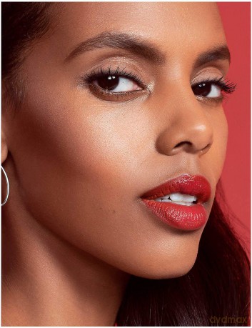 Luxe Shine Intense Red Stiletto 3 g