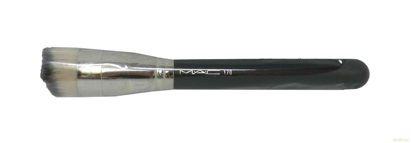 MAC #170S Rounded Slant Brush