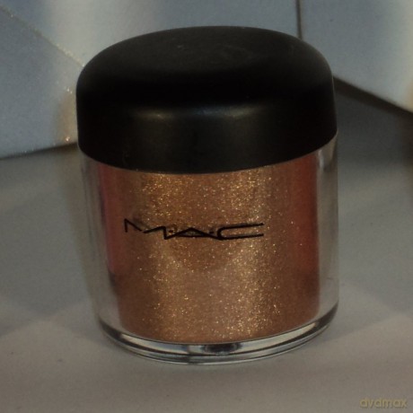 MAC Pigment Blue Brown