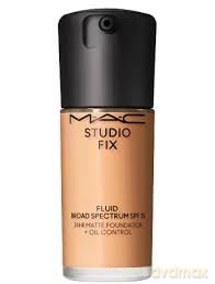 Matte make-up SPF 15 Studio Fix Fluid 30 ml - Shade: C4.5