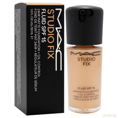 Matte make-up SPF 15 Studio Fix Fluid 30 ml - Shade: NC35