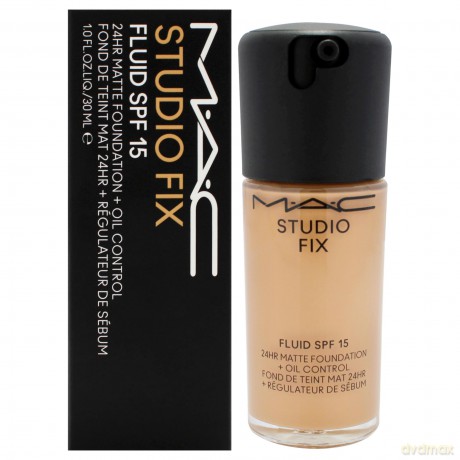 Matte make-up SPF 15 Studio Fix Fluid 30 ml - Shade: NC40