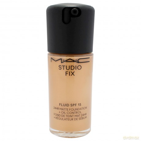 Matte make-up SPF 15 Studio Fix Fluid 30 ml - Shade: NC40